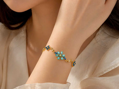 Elegant Blossom Crystal Bracelet - 18K Gold Plated